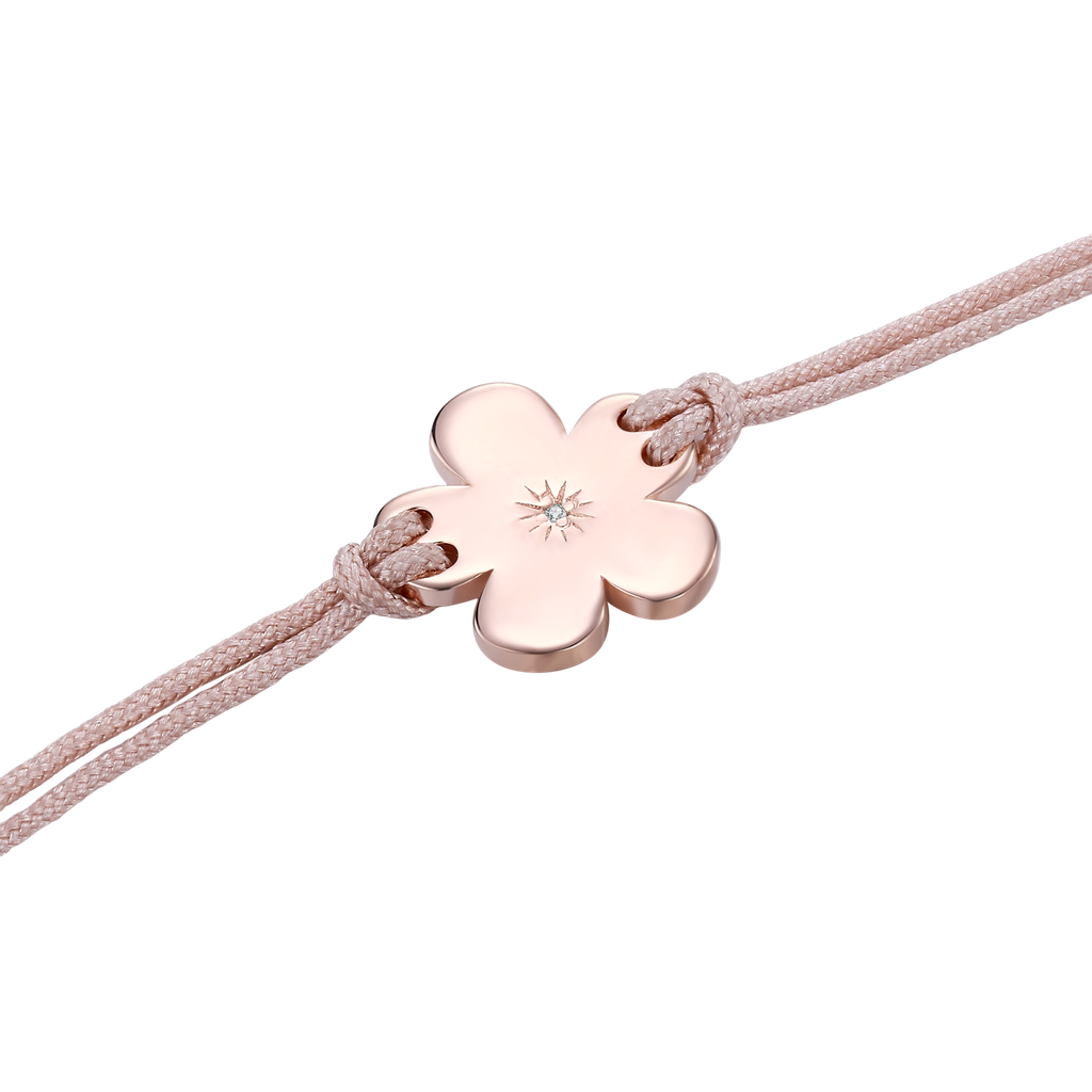 Daisy Embracelet